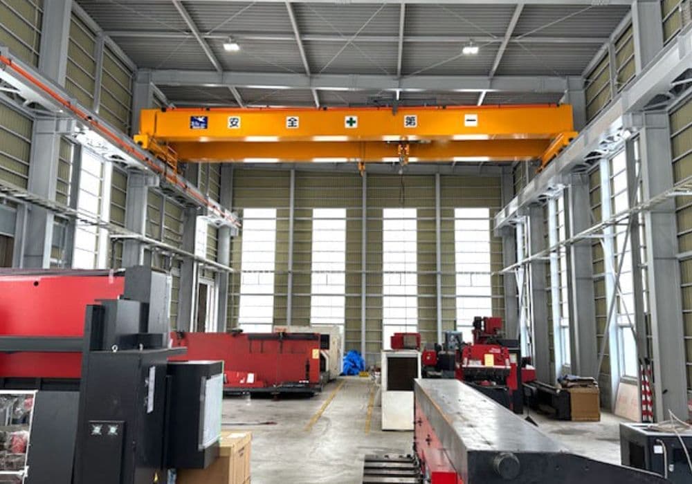 屋内保管可／フォークリフト搬入対応